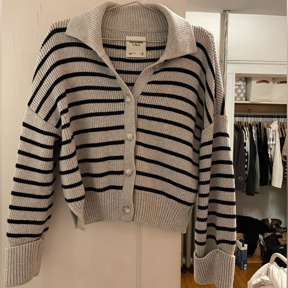Abercrombie sweater
